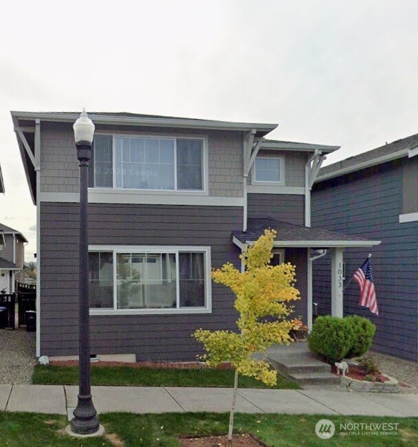 1033 Banyan Street Bremerton WA 98310