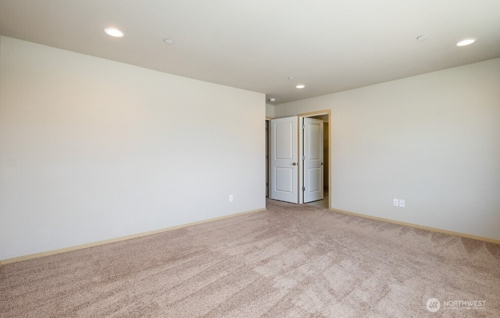 1033 Banyan Street Bremerton WA 98310