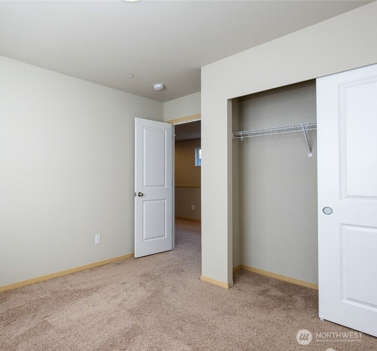 1033 Banyan Street Bremerton WA 98310