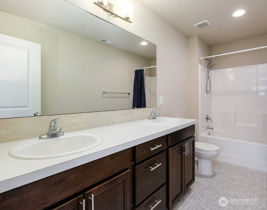 1033 Banyan Street Bremerton WA 98310