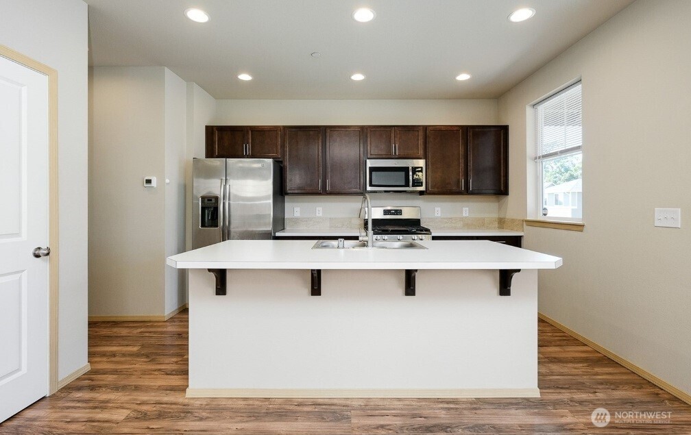 1033 Banyan Street Bremerton WA 98310