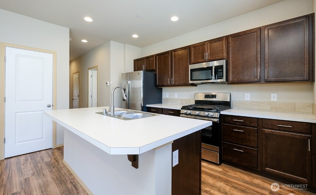 1033 Banyan Street Bremerton WA 98310