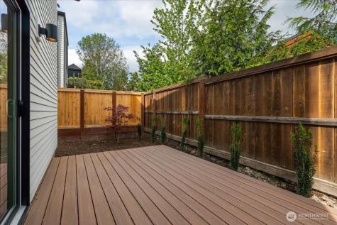 4120 Burke Avenue N Seattle WA 98103