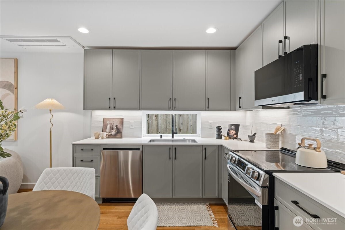 4120 Burke Avenue N Seattle WA 98103
