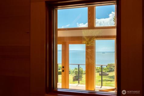 42 G Mukilteo Way Hat Island WA 98206
