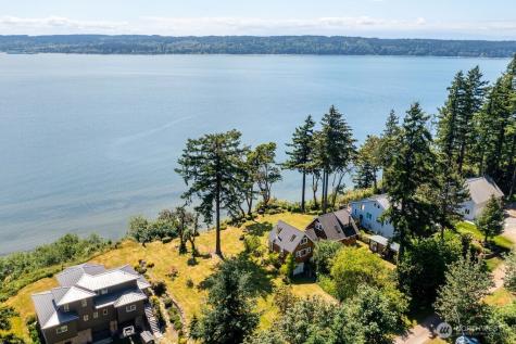 42 G Mukilteo Way Hat Island WA 98206