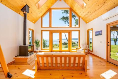42 G Mukilteo Way Hat Island WA 98206