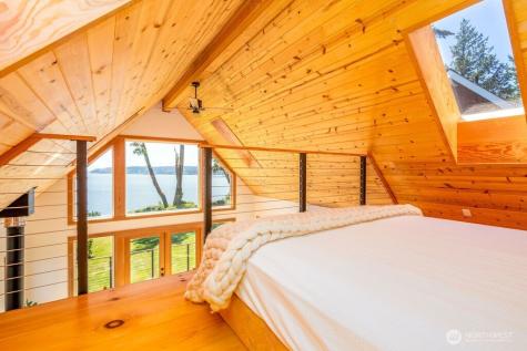 42 G Mukilteo Way Hat Island WA 98206