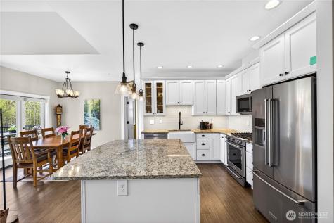 1268 Curtis Way Freeland WA 98249