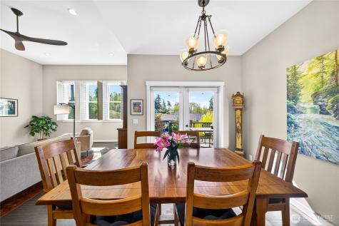 1268 Curtis Way Freeland WA 98249