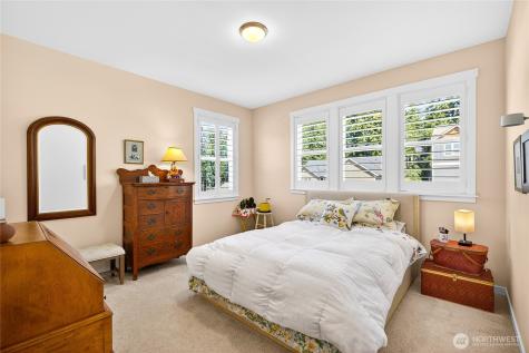 1268 Curtis Way Freeland WA 98249