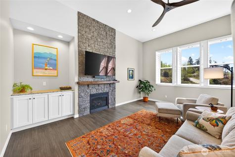 1268 Curtis Way Freeland WA 98249