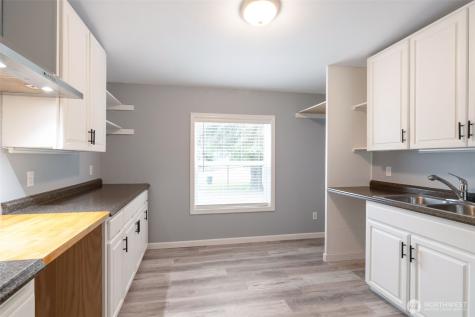 19515 95th Avenue NE Arlington WA 98223