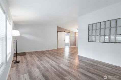 19515 95th Avenue NE Arlington WA 98223