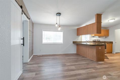 19515 95th Avenue NE Arlington WA 98223