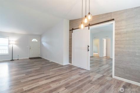 19515 95th Avenue NE Arlington WA 98223