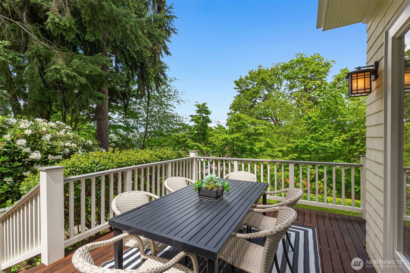 233 36th Avenue E Seattle WA 98112