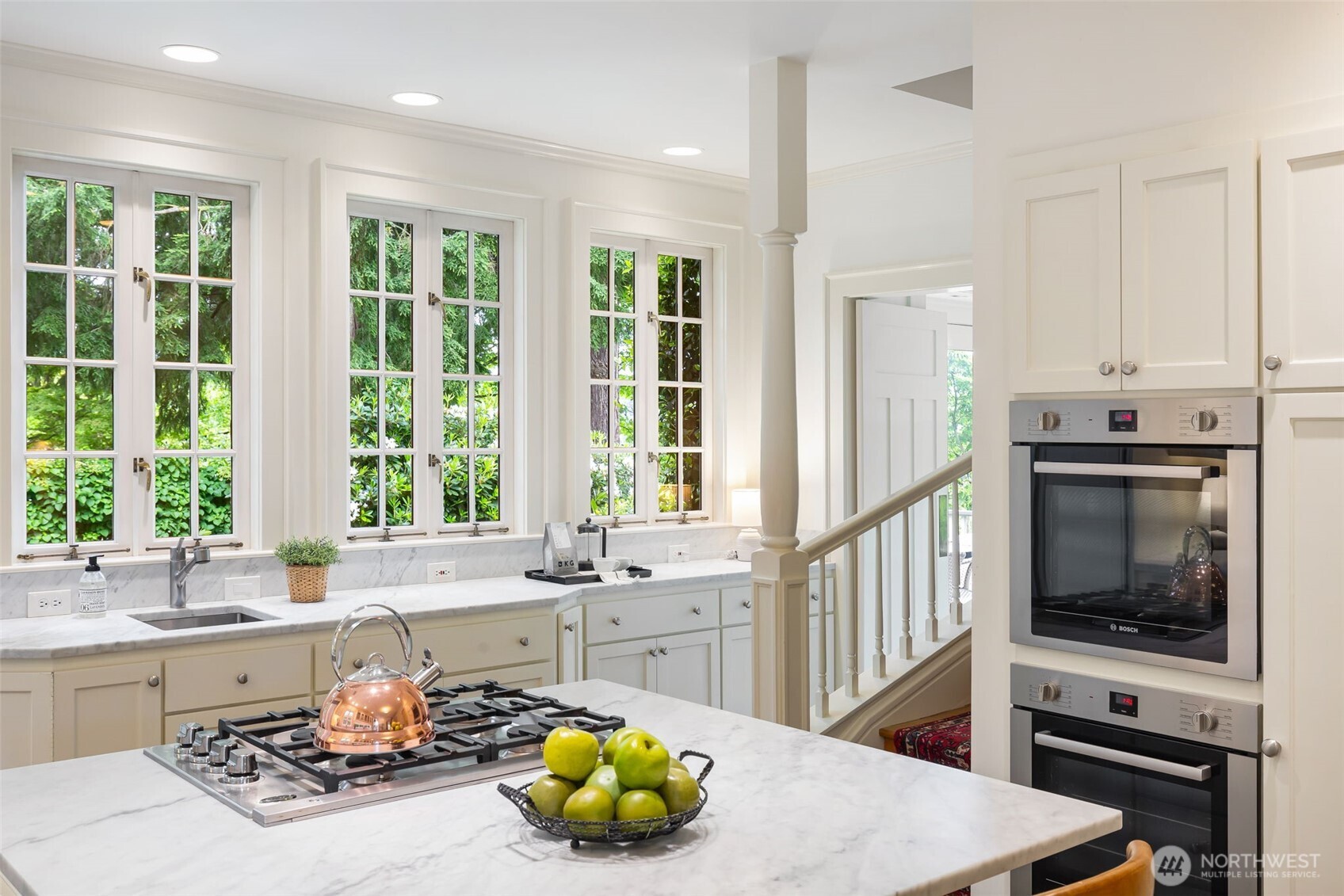 233 36th Avenue E Seattle WA 98112