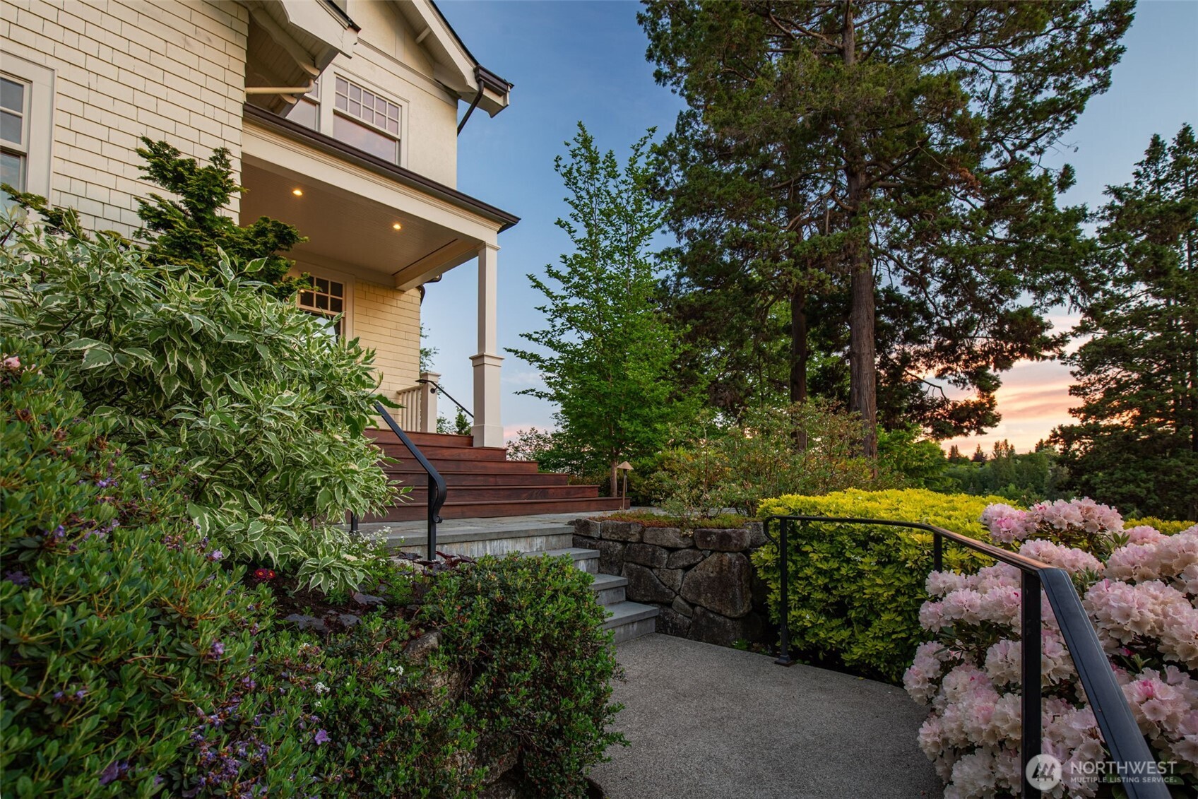 233 36th Avenue E Seattle WA 98112