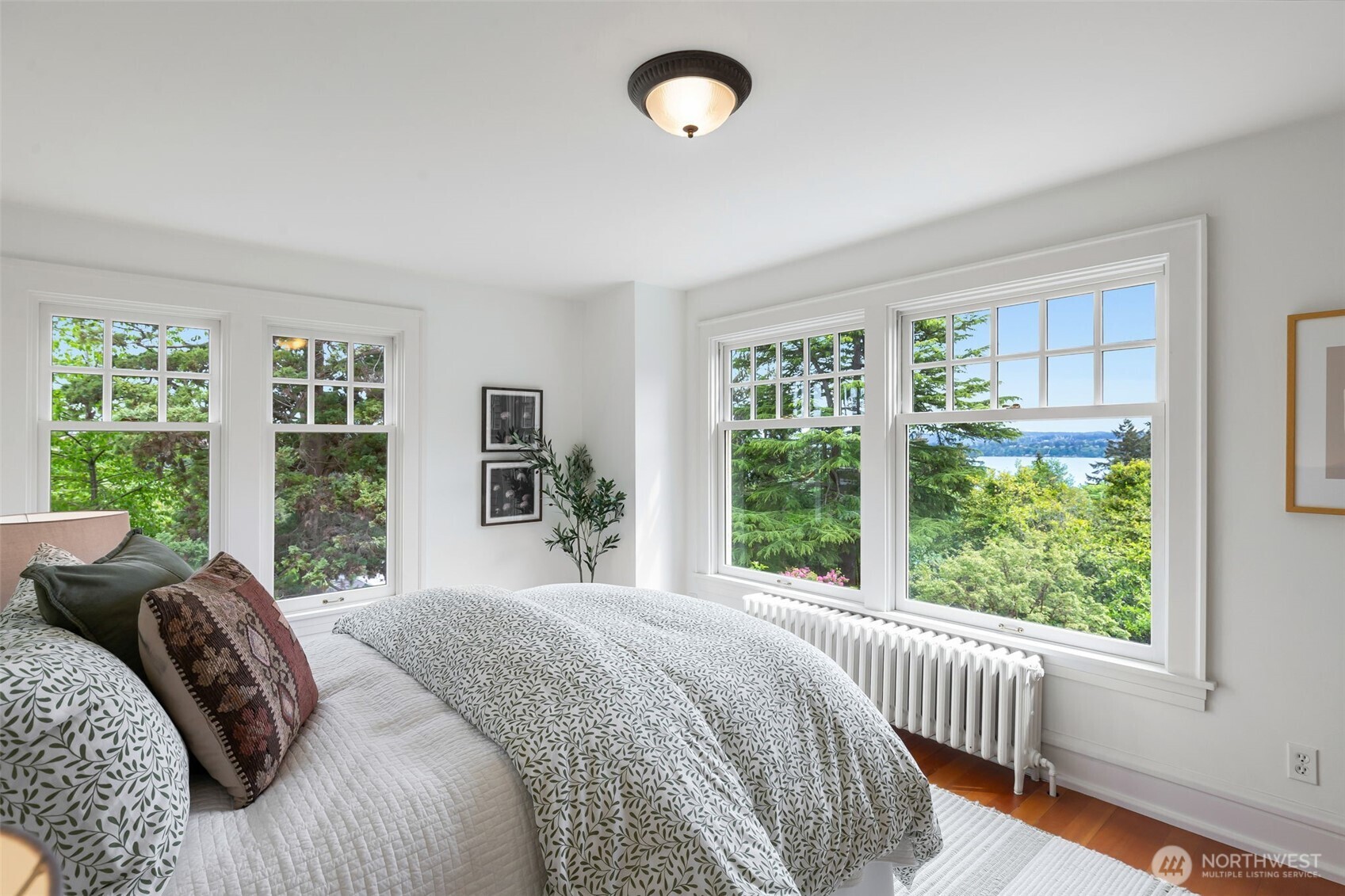 233 36th Avenue E Seattle WA 98112