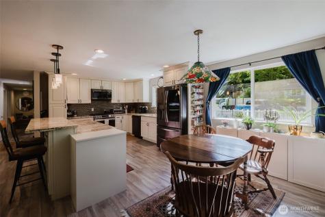 7530 Navajo Trail NE Bremerton WA 98311