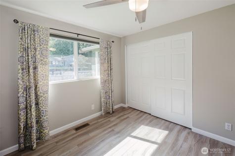 7530 Navajo Trail NE Bremerton WA 98311