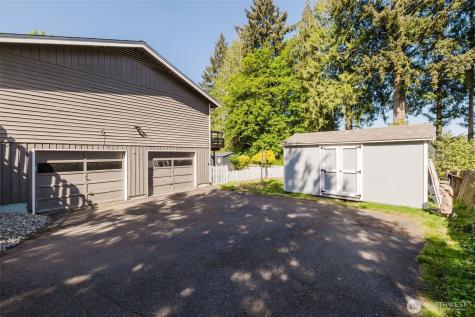 7530 Navajo Trail NE Bremerton WA 98311