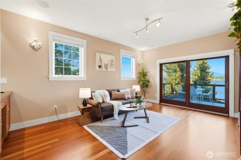405 N Davies Road Lake Stevens WA 98258