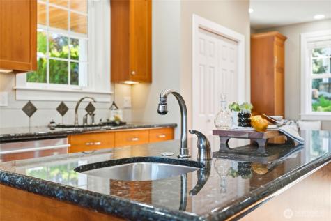 405 N Davies Road Lake Stevens WA 98258