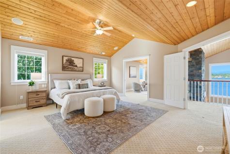 405 N Davies Road Lake Stevens WA 98258