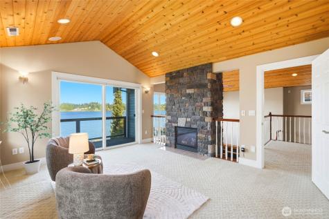 405 N Davies Road Lake Stevens WA 98258