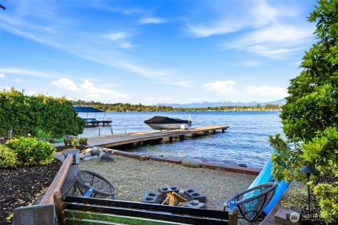 405 N Davies Road Lake Stevens WA 98258