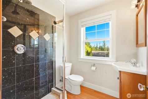 405 N Davies Road Lake Stevens WA 98258