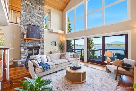 405 N Davies Road Lake Stevens WA 98258