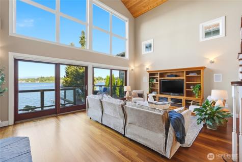 405 N Davies Road Lake Stevens WA 98258