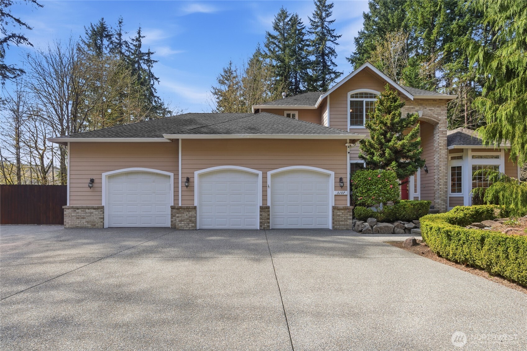 5107 218th Avenue NE Redmond WA 98053