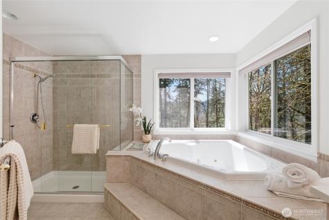 5107 218th Avenue NE Redmond WA 98053
