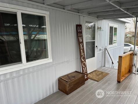 700 NW Crosby Avenue Oak Harbor WA 98277