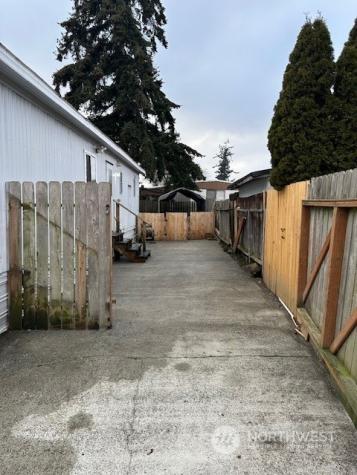 700 NW Crosby Avenue Oak Harbor WA 98277