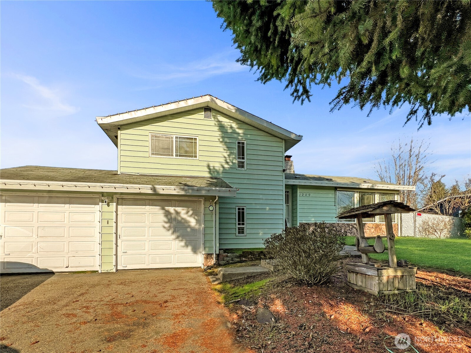 1209 132nd Street S Tacoma WA 98444