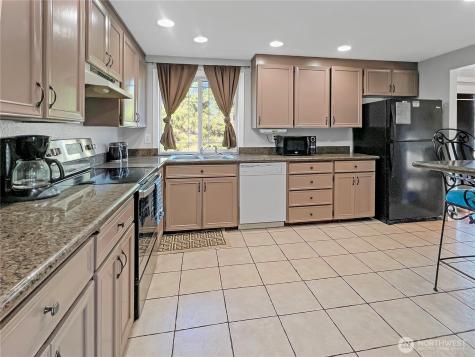 1209 132nd Street S Tacoma WA 98444