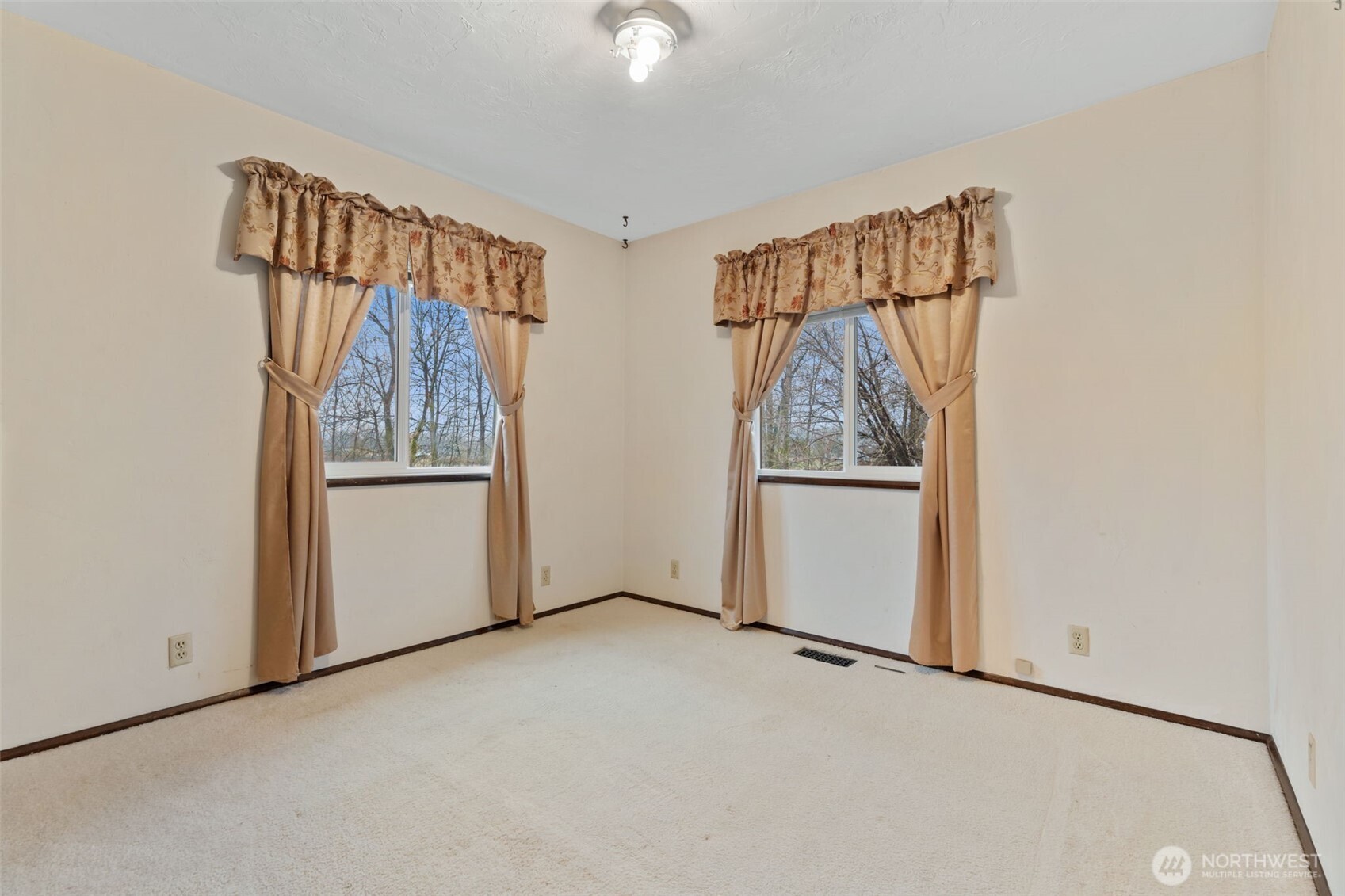 409 Shanklin Road Onalaska WA 98570