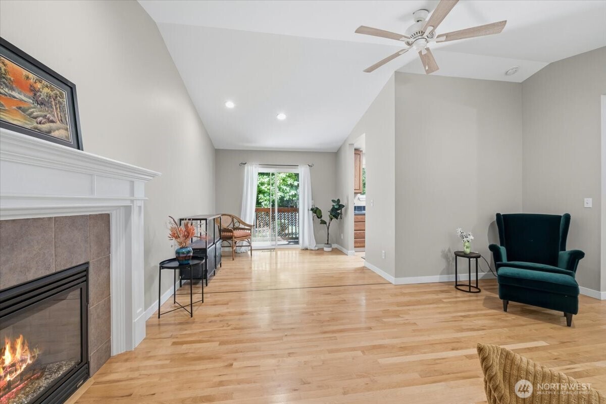 879 Kamus Way Fox Island WA 98333