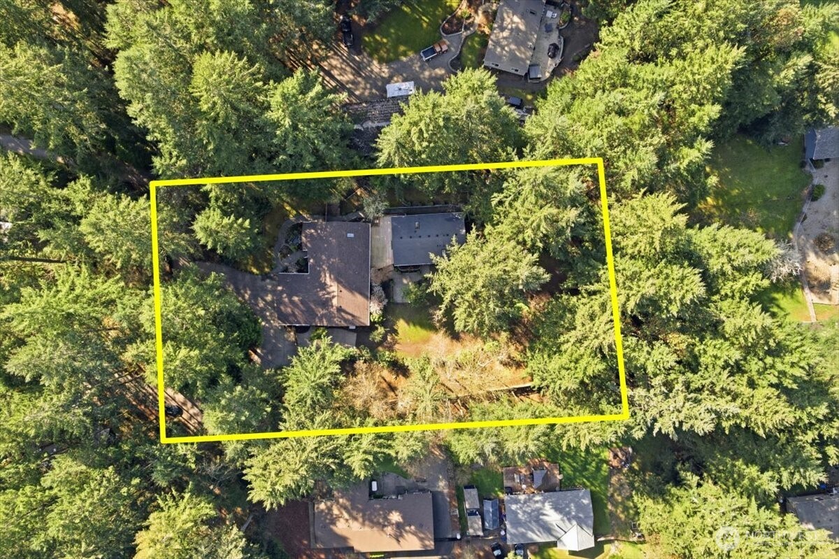 879 Kamus Way Fox Island WA 98333