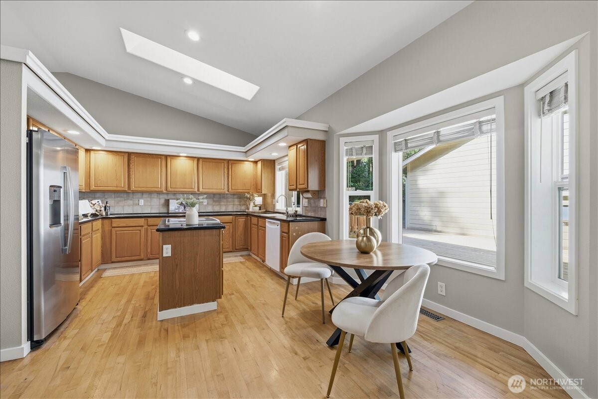 879 Kamus Way Fox Island WA 98333