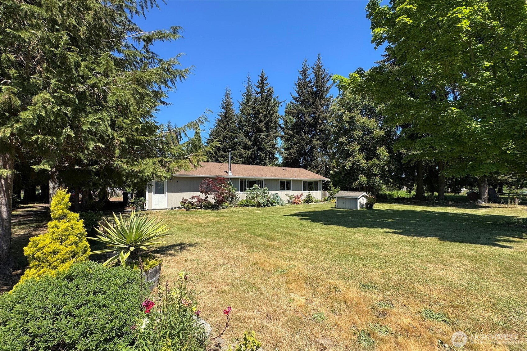 221 Mccomb Lane Sequim WA 98382