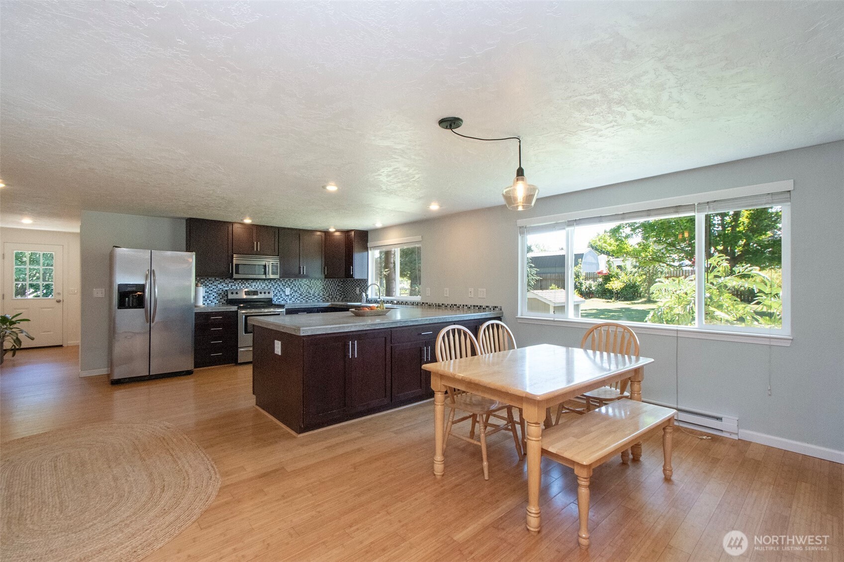 221 Mccomb Lane Sequim WA 98382