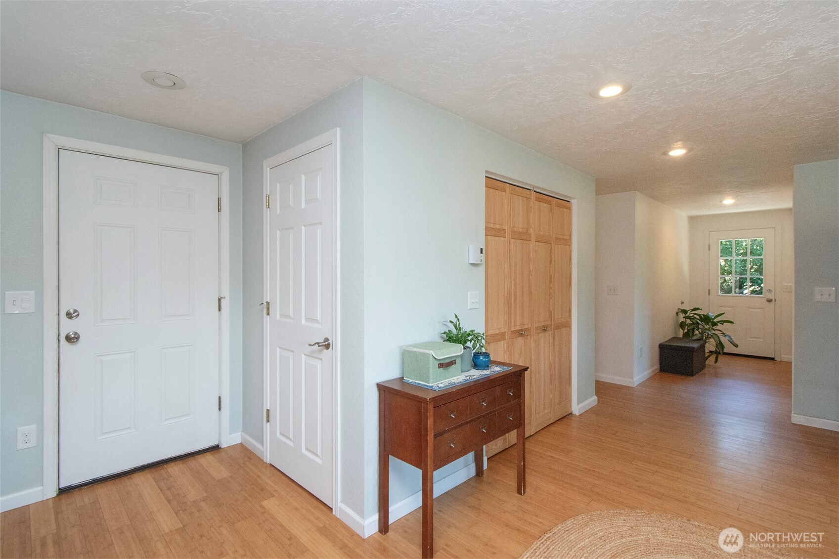221 Mccomb Lane Sequim WA 98382
