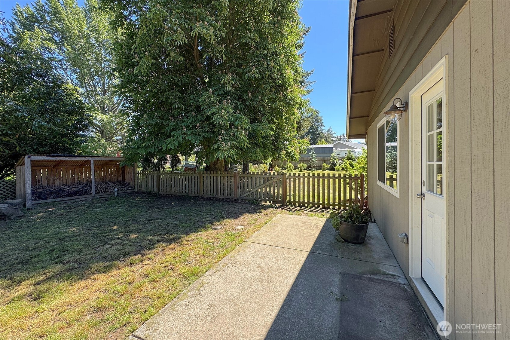 221 Mccomb Lane Sequim WA 98382