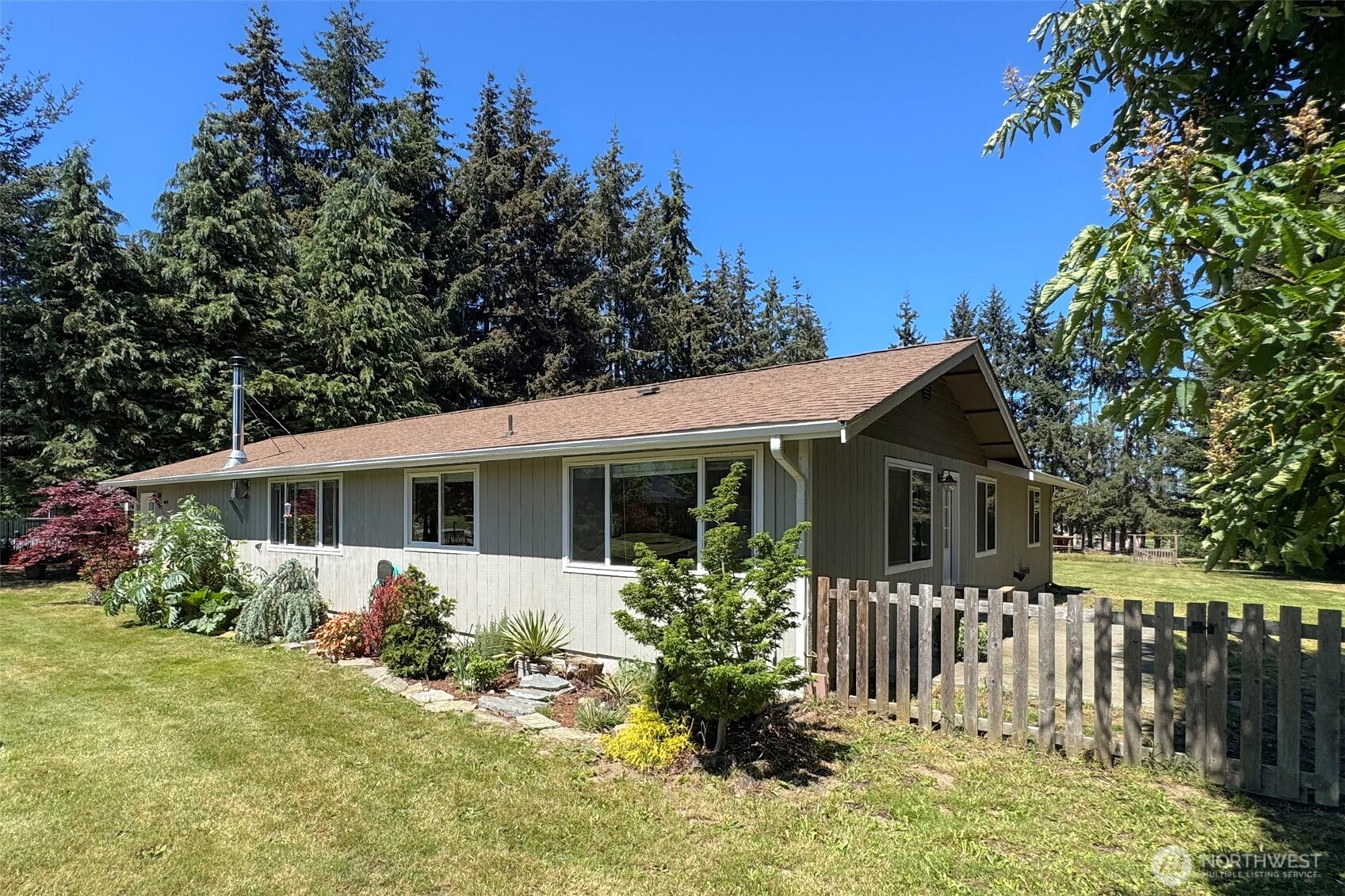 221 Mccomb Lane Sequim WA 98382